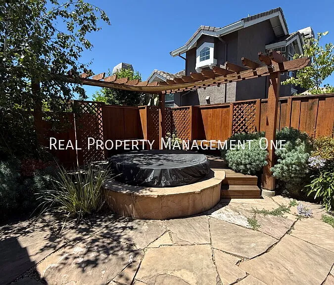 3010 Boardwalk St — Photo 38