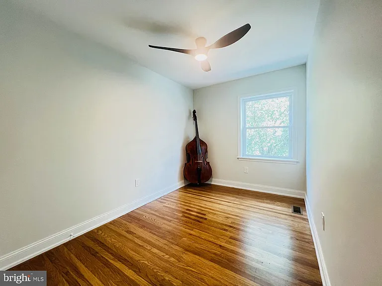 4735 Sheldon St — Photo 31