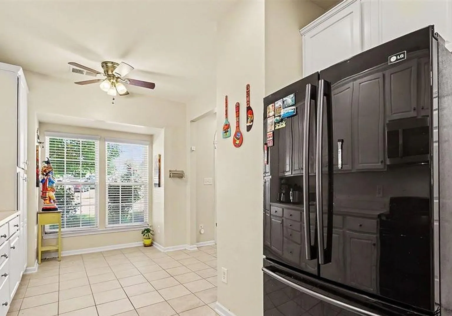 Beautiful townhome in Concord — Photo 4