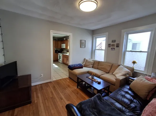 24 French St #24, Watertown, MA 02472