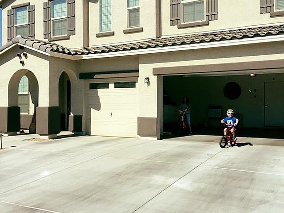 3rd image of 7634 W Berridge Ln