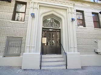 Rented by Sovereign Associates