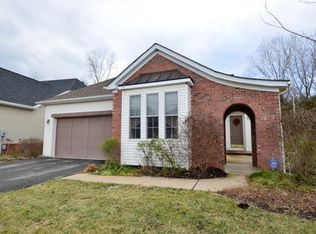 35 Bluffs Ct, Hamburg, NJ 07419