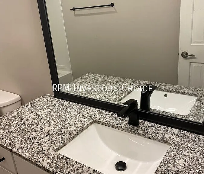 1301 Neelys Bend Rd #K90 — Photo 15