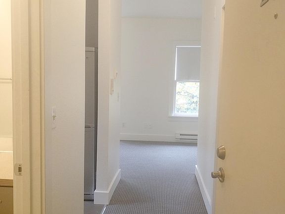 3rd image of 1420 Belmont Ave APT 251