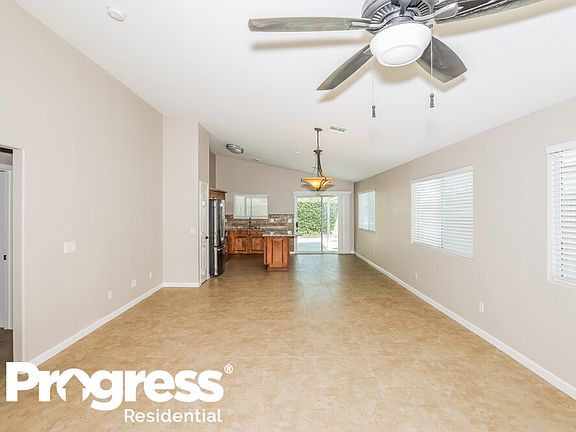 3rd image of 3028 W Rose Garden Ln