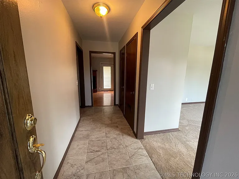 278 Hickory Dr — Photo 8
