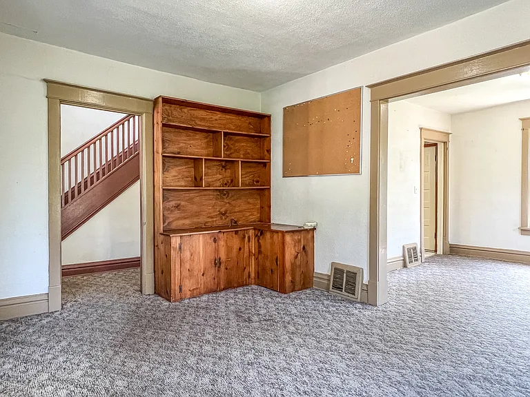 1819 Fitch Ave — Photo 3