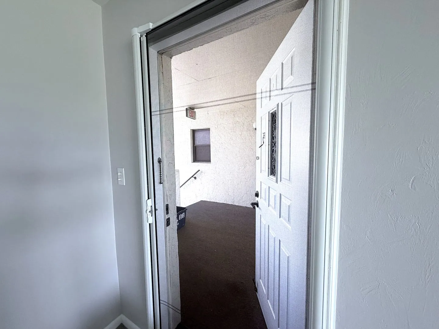 First Month Rent Free@! Immaculate 55+ Condo With Views Of Golf Course In N. Ft. Myers — Photo 2