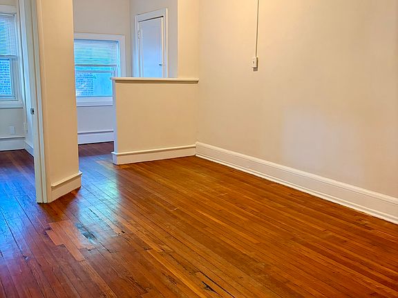 4th image of 3511 Baring St APT 3C
