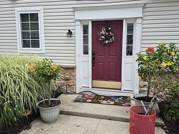 19 Delray Ln, Absecon, NJ 08201