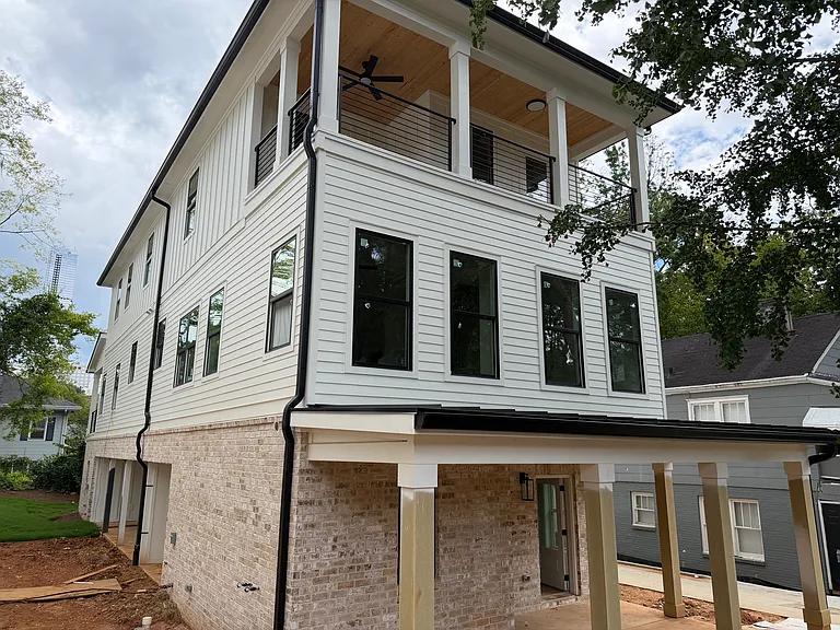 1087 Atlantic Dr NW #A — Photo 1