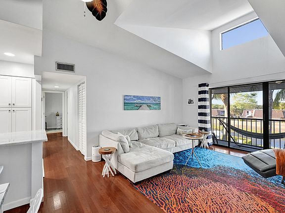 2nd image of 1008 Green Pine Boulevard #D3