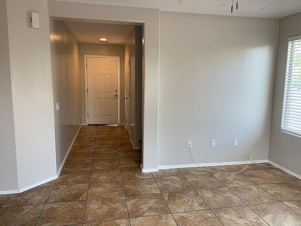 1st image of 6047 S Hawks Hollow Ct