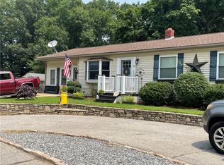 11 York Dr, Coventry, RI 02816