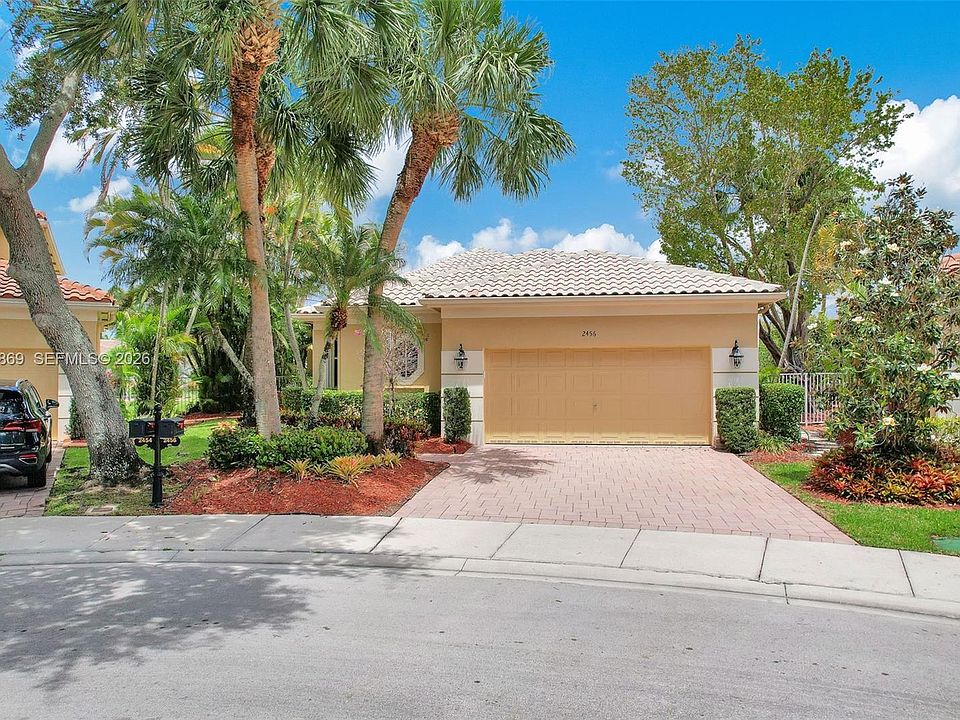 1st image of 2456 Bay Isle Ct