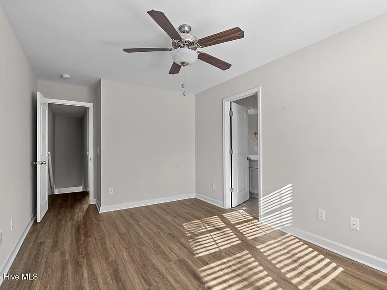 16 Catalina Cir #16 — Photo 32