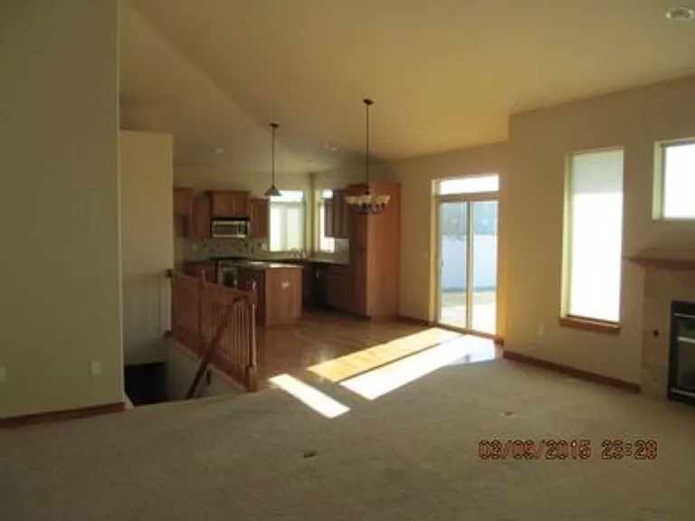 2707 W Graves Rd — Photo 2