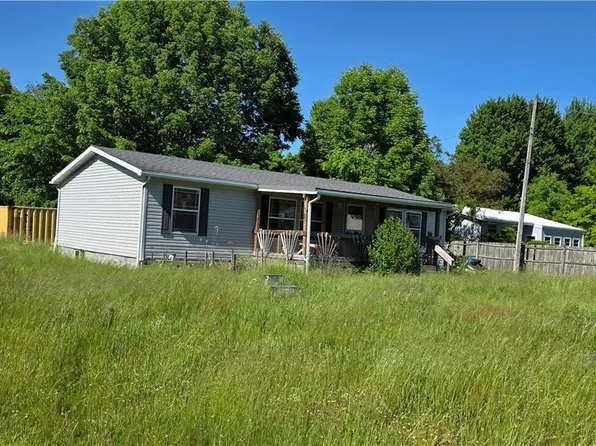 2445 Mahan Denman Rd, Cortland, OH 44410