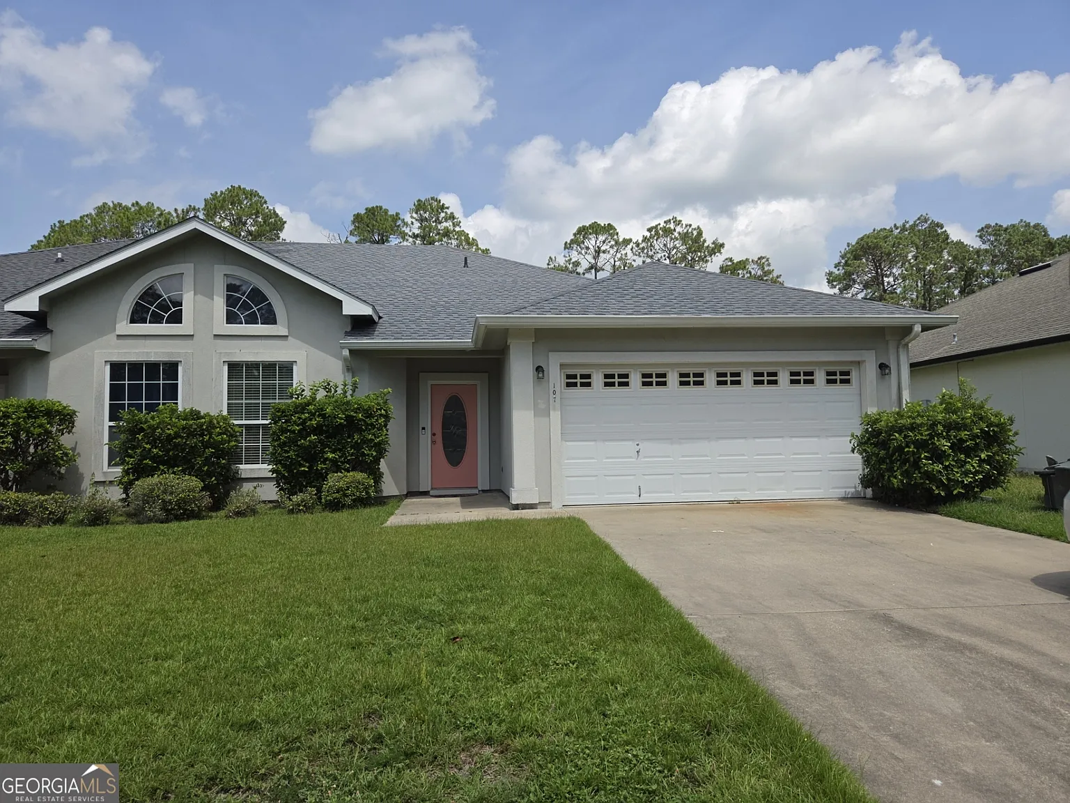 3 bed, 2.0 bath, 1510 sqft, $1,850 — Photo 2