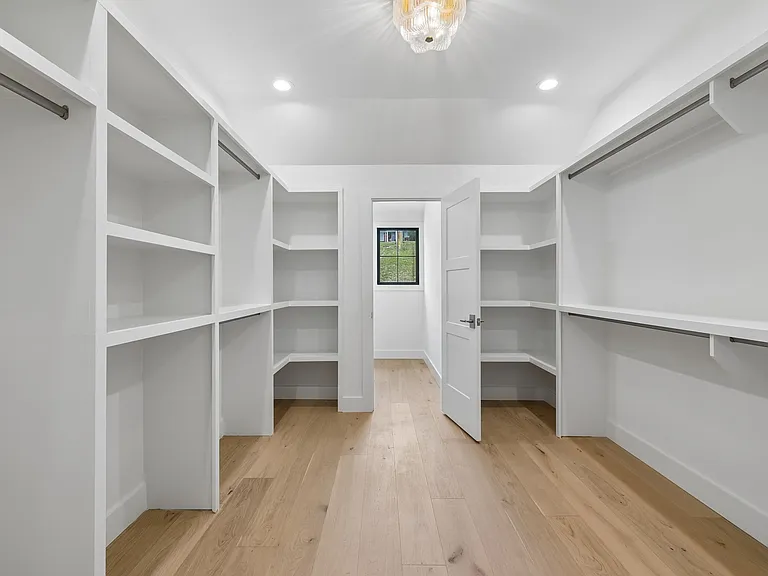 17 Jones Cir — Photo 48