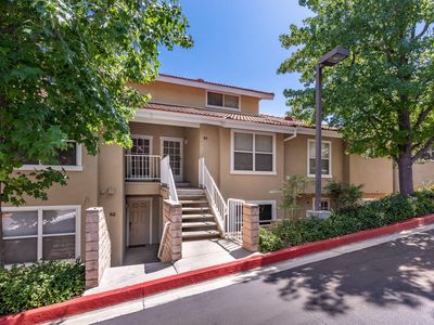 2731 Erringer Rd APT 60, Simi Valley, CA, 93065
