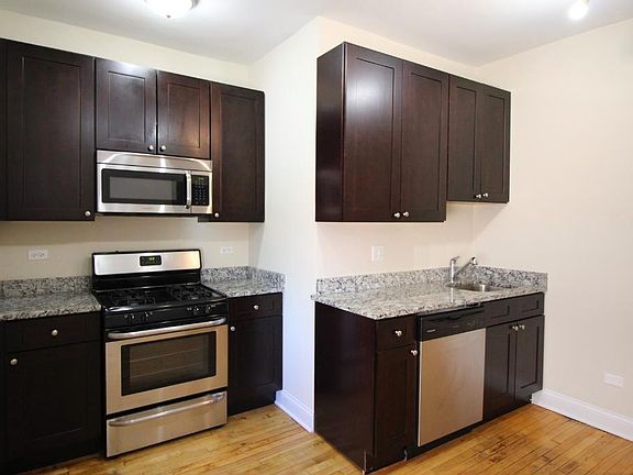 4th image of 5001 N Sawyer Ave APT 03