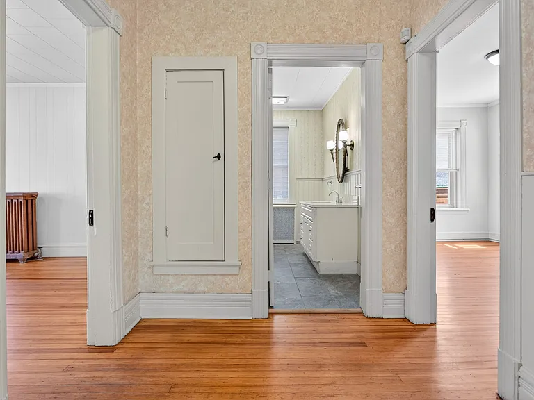 21 Ulster Ave #A — Photo 19