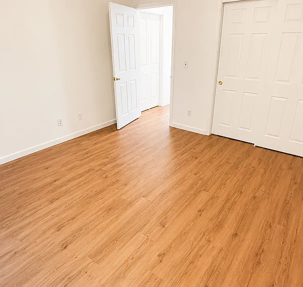 Hartford Square Apartments — Photo 23