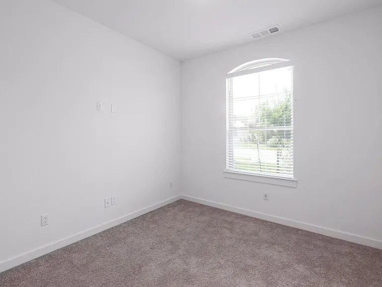 124 Rosebush Dr — Photo 20