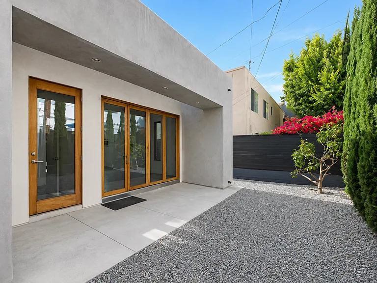 7339 Fay Ave — Photo 23
