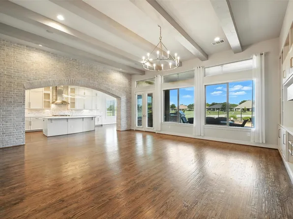 9900 Lindenwood Trl, Denton, TX 76207