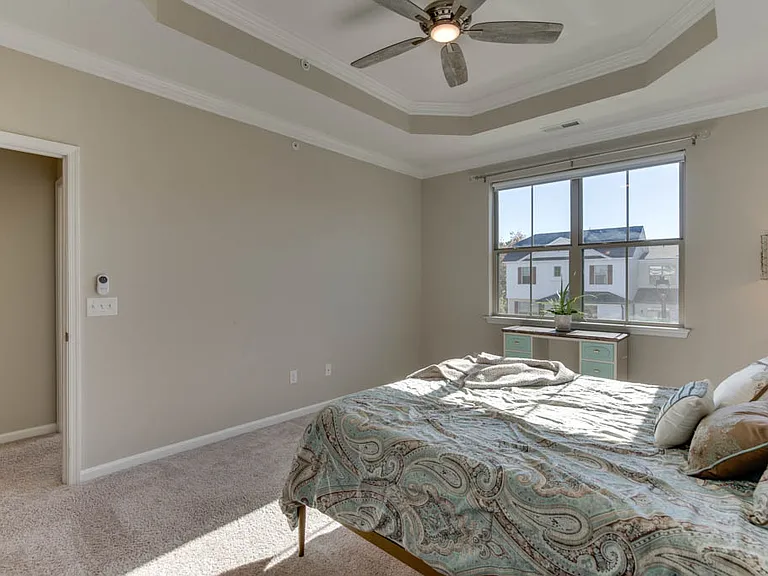 1104 Union Pacific Way — Photo 16