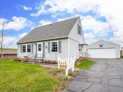33 Nelson Dr, Silver Bay, MN, 55614