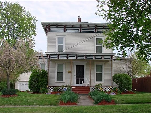 2nd image of 293 Eastwood St