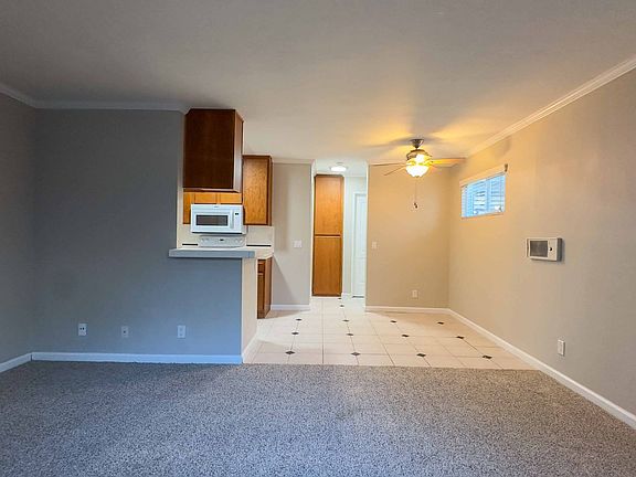 3rd image of 3735 & 3745 Pershing Ave #3735-1