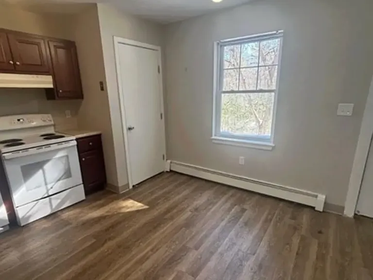 64 Franks Ln #5 — Photo 6