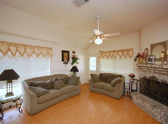 3rd image of 6009 Kimberly Ct