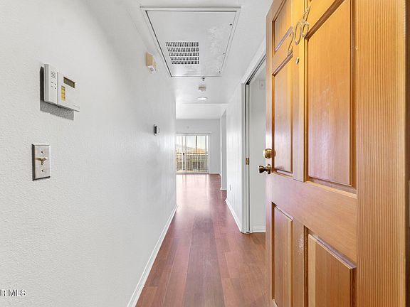 2nd image of 11124 Burbank Blvd APT 208