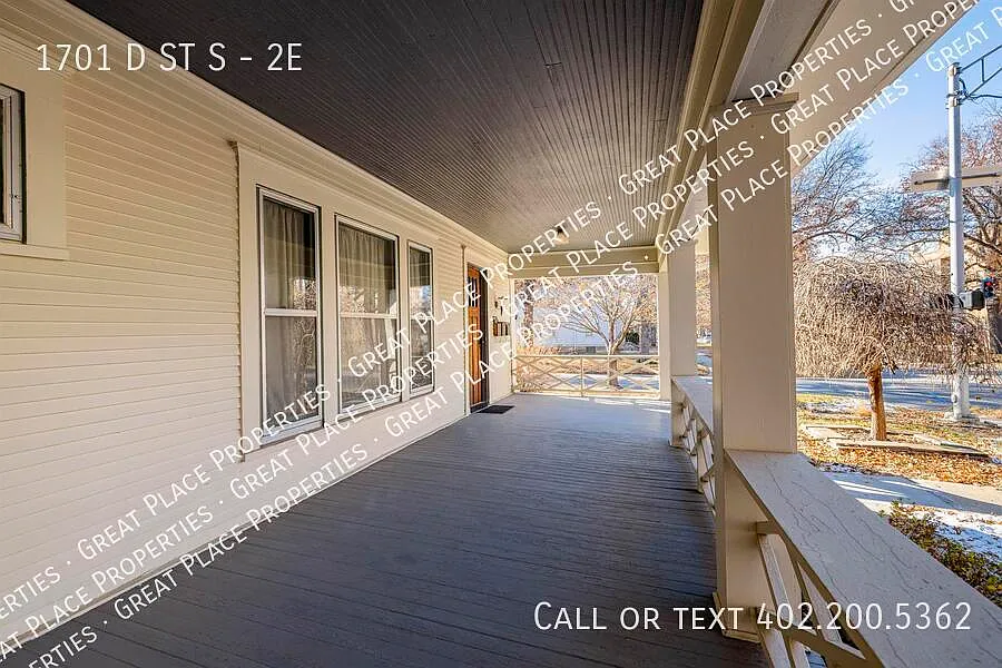 Studio, 572 sqft, $699 — Photo 2