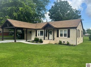 508 W 8th St, Benton, KY 42025