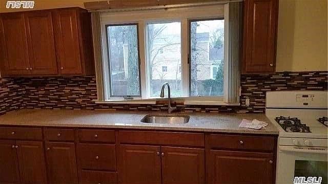 2nd image of 175 Burrs Ln