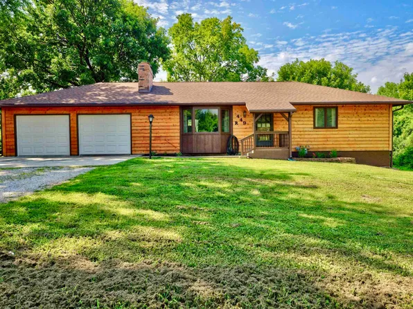449 NW 58th St, Topeka, KS 66617