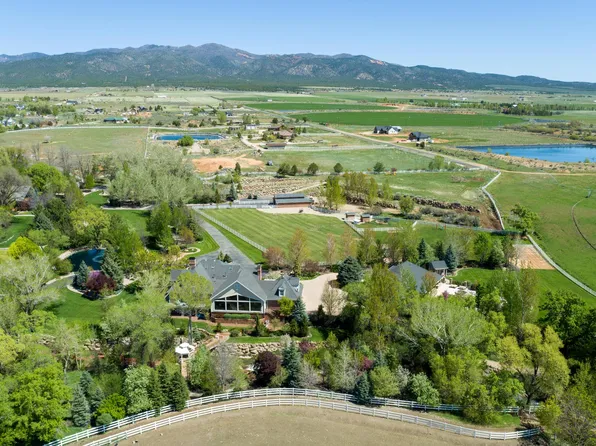 301 S Rachel Ln, New Harmony, UT 84757