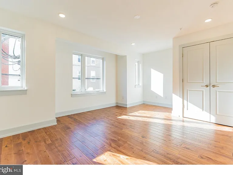 1515 Brown St #3 — Photo 7