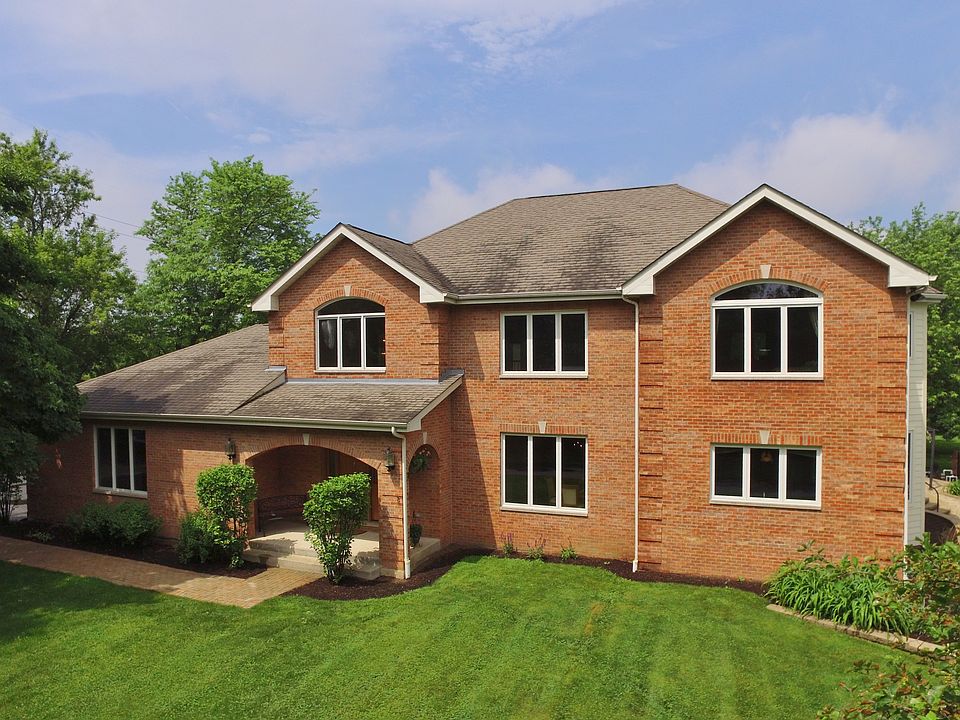 1st image of 18481 W Wood Hollow Ln
