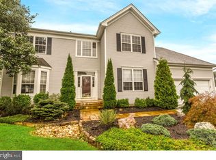 17 Cliffwood Dr, Allentown, NJ 08501