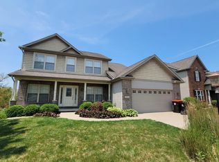 6903 N Ironwood Dr, Edwards, IL 61528