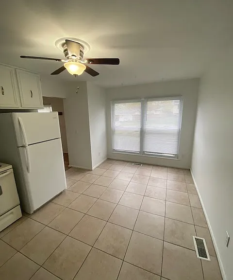 110 Teakwood Ln — Photo 9