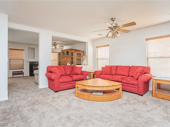 3rd image of 4126 Macadamia Dr